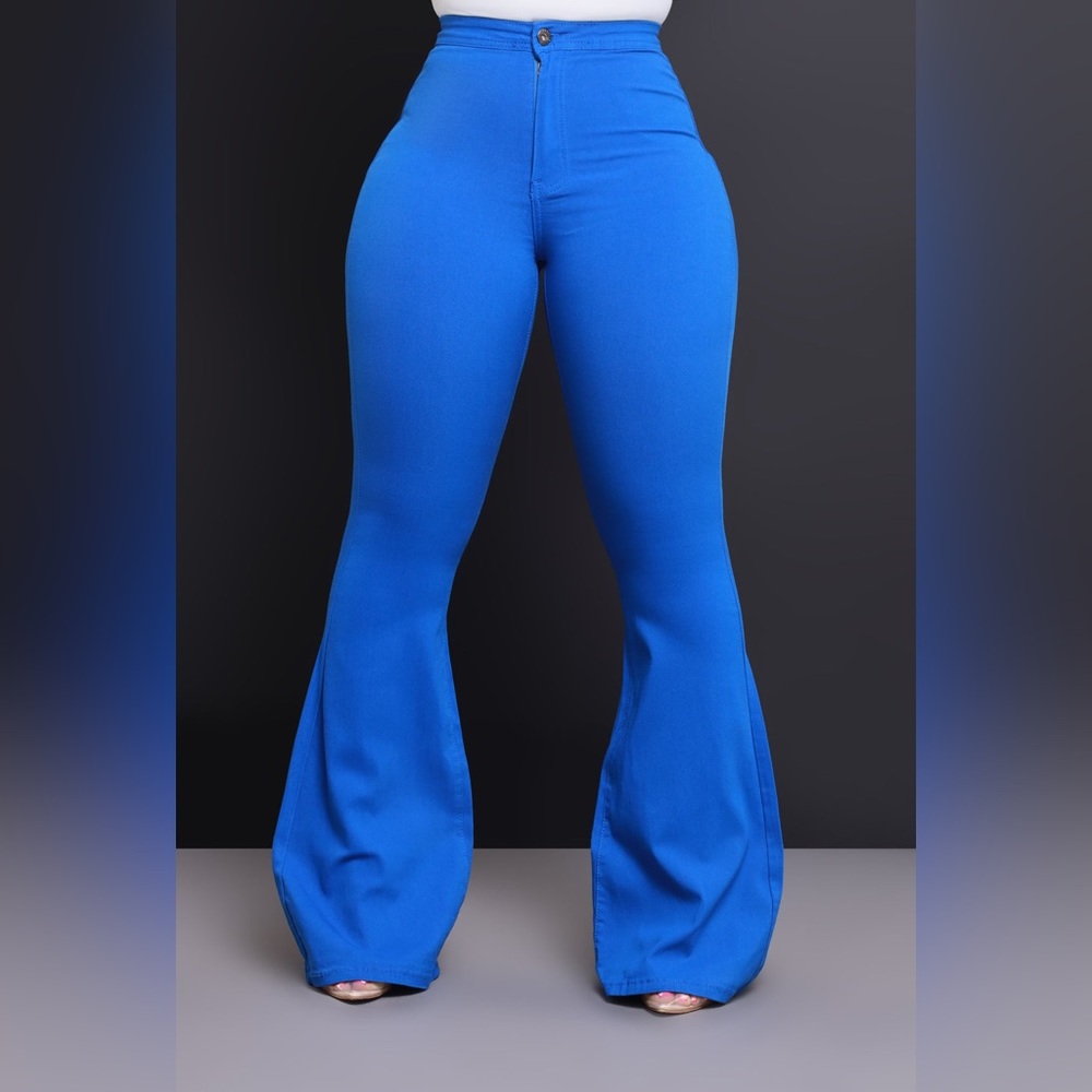 Super Swank High Rise Flare Jeans - Blue, Size 16-18